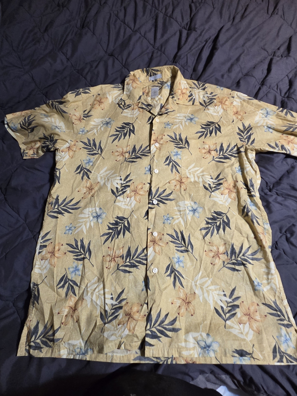 Biba Yellow Floral Short-Sleeve Button-Down Shirt with Blue and Beige Accents